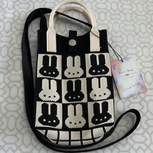 Bunny Pattern Knit Crossbody Bag